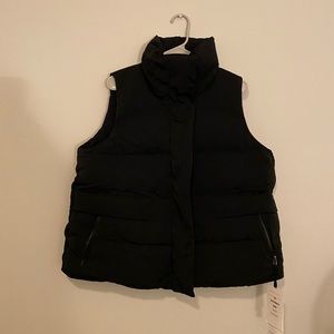 Brand new Lululemon in a flurry vest